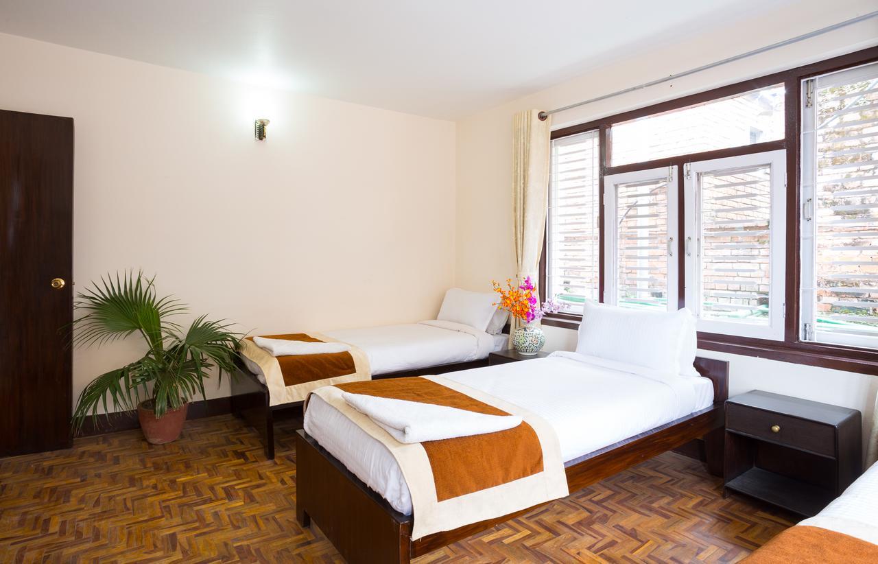 Kathmandu Nomad Hotel Exterior photo